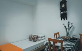 Nafsika Apartments
